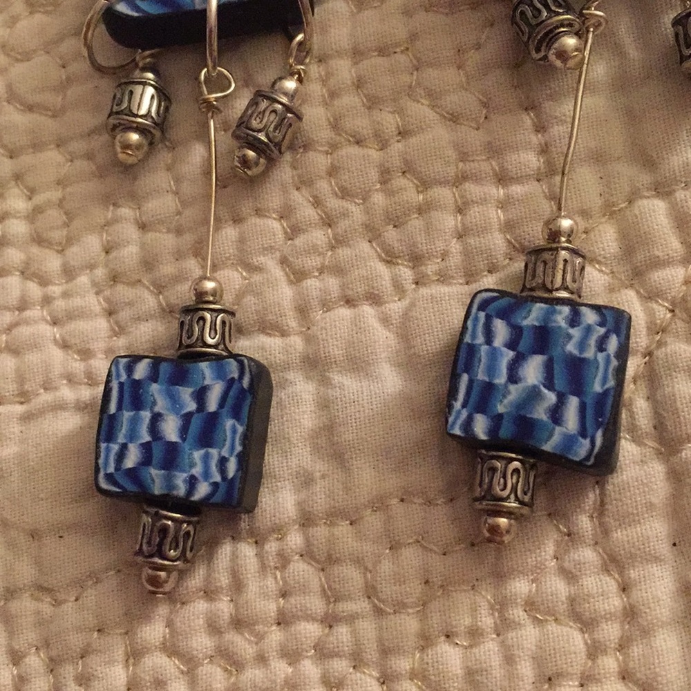 Funky earrings - Picture 2 of 7